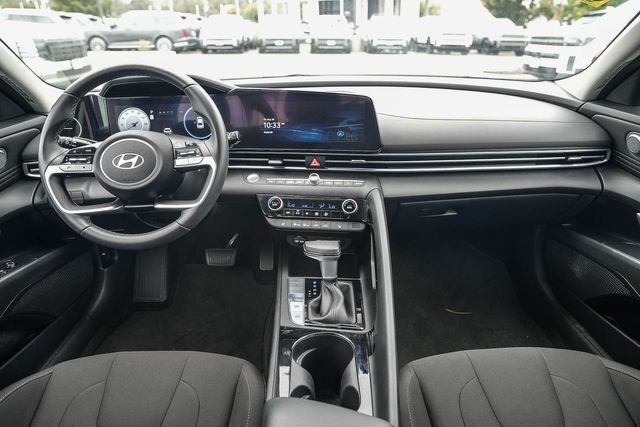 2025 Hyundai Elantra SEL Convenience Folsom CA