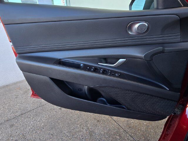 2025 Hyundai Elantra SEL Convenience Folsom CA