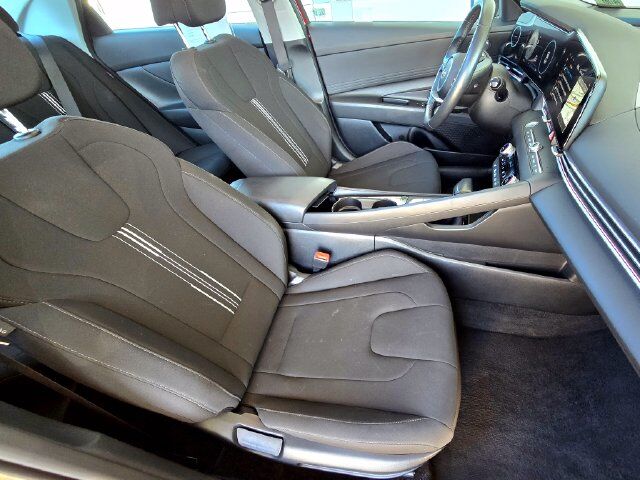 2025 Hyundai Elantra SEL Convenience Folsom CA