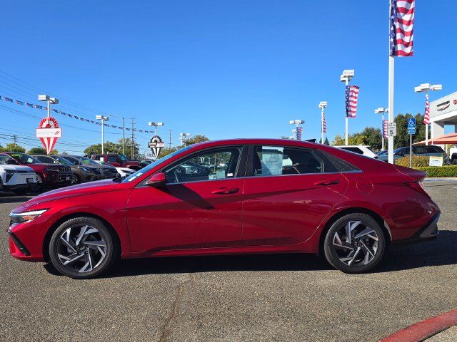 2025 Hyundai Elantra SEL Convenience Folsom CA