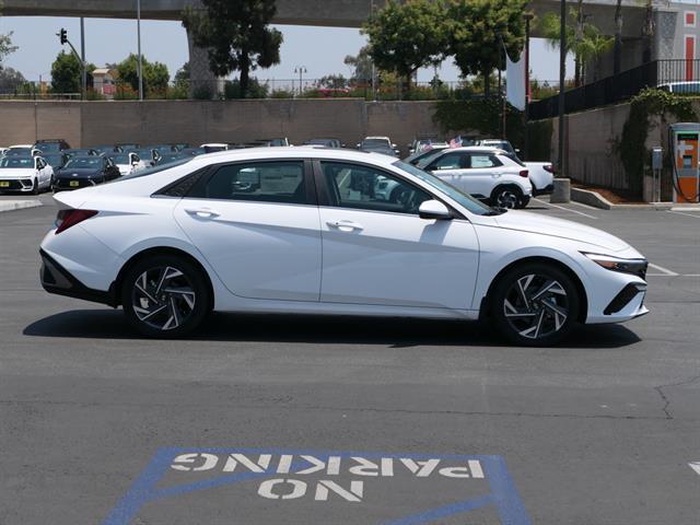 2025 Hyundai Elantra SEL Convenience Glendora CA