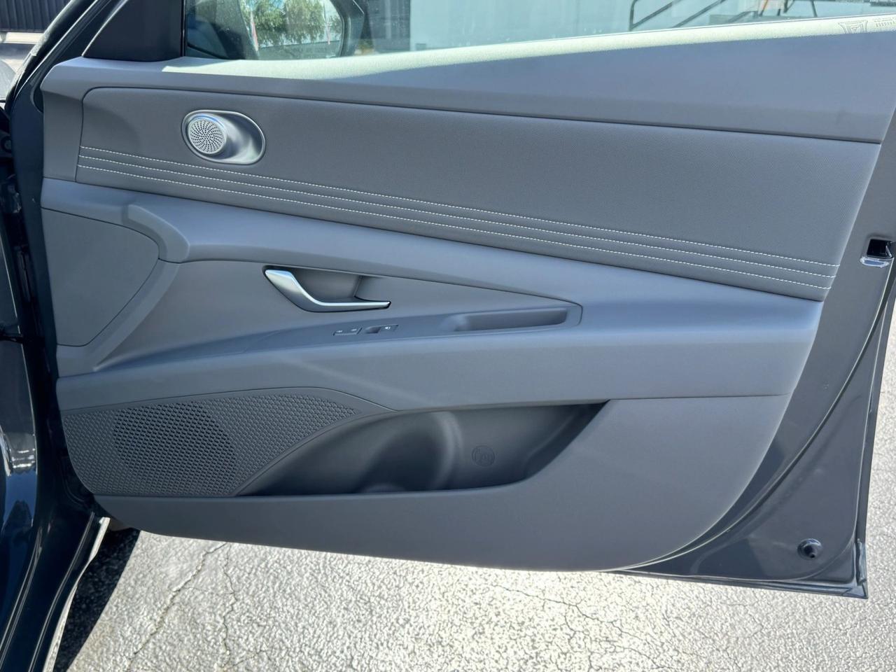 2025 Hyundai Elantra SEL Convenience Miami FL