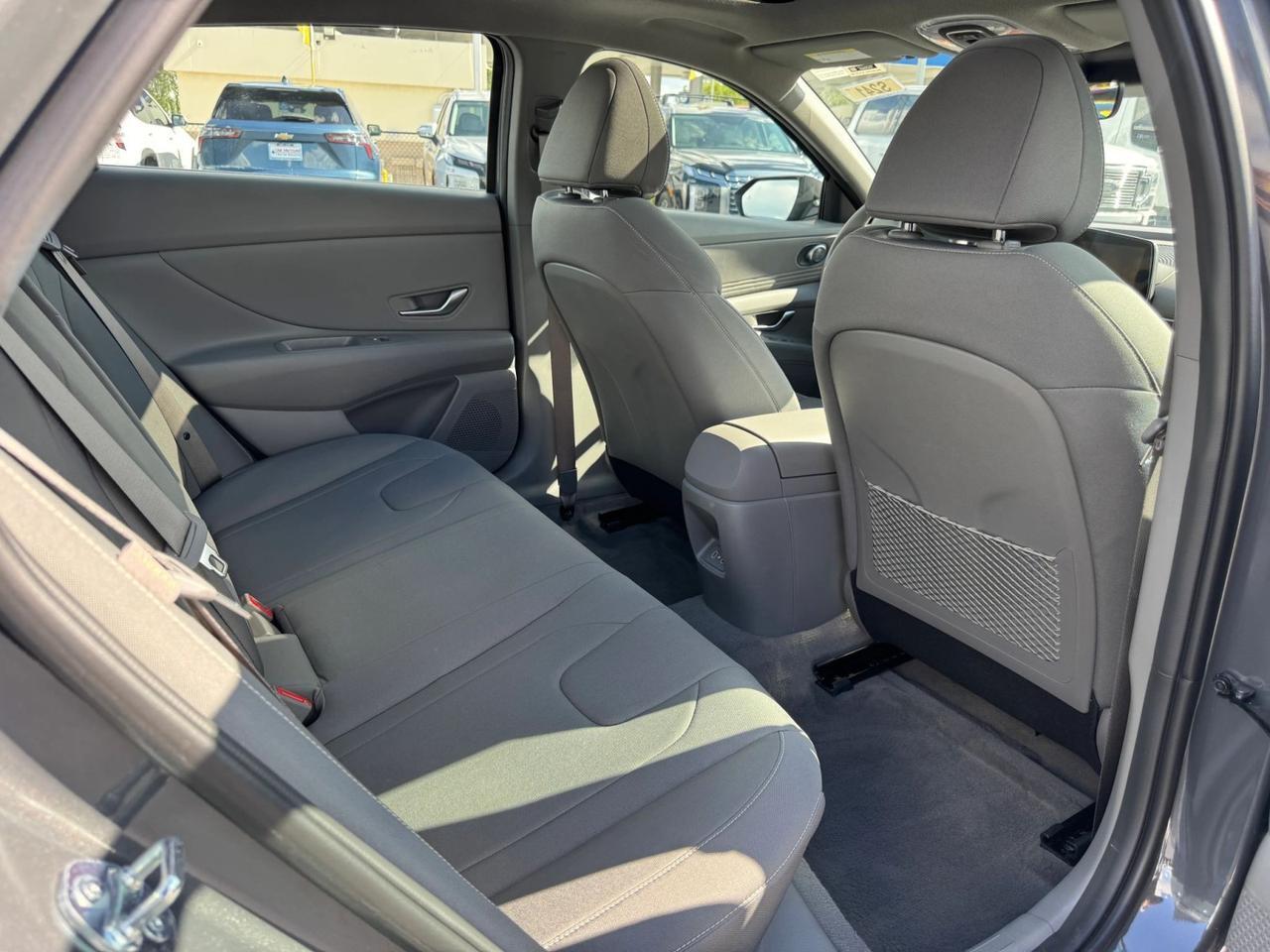 2025 Hyundai Elantra SEL Convenience Miami FL