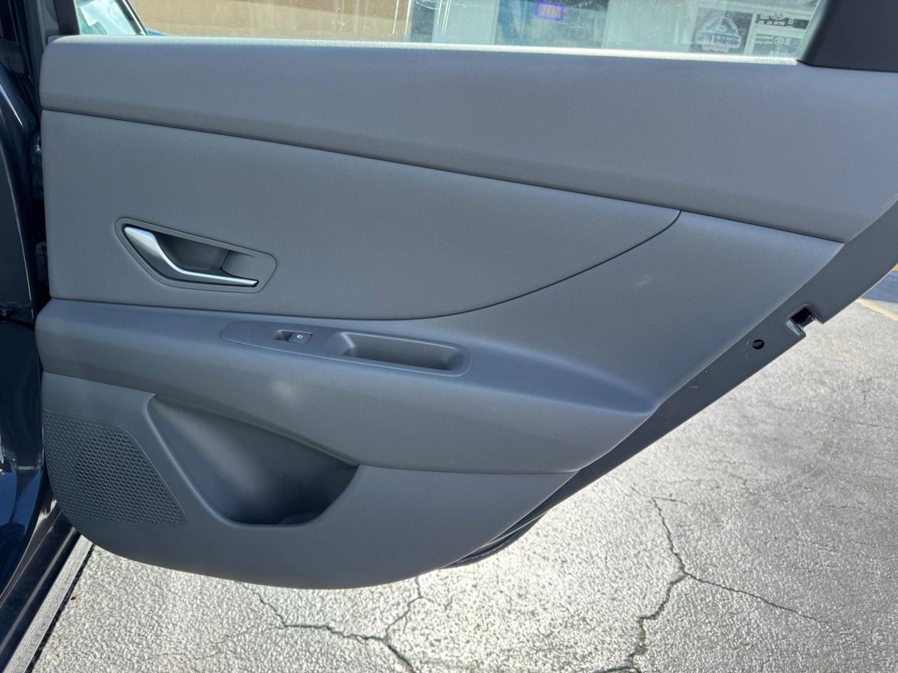 2025 Hyundai Elantra SEL Convenience Miami FL