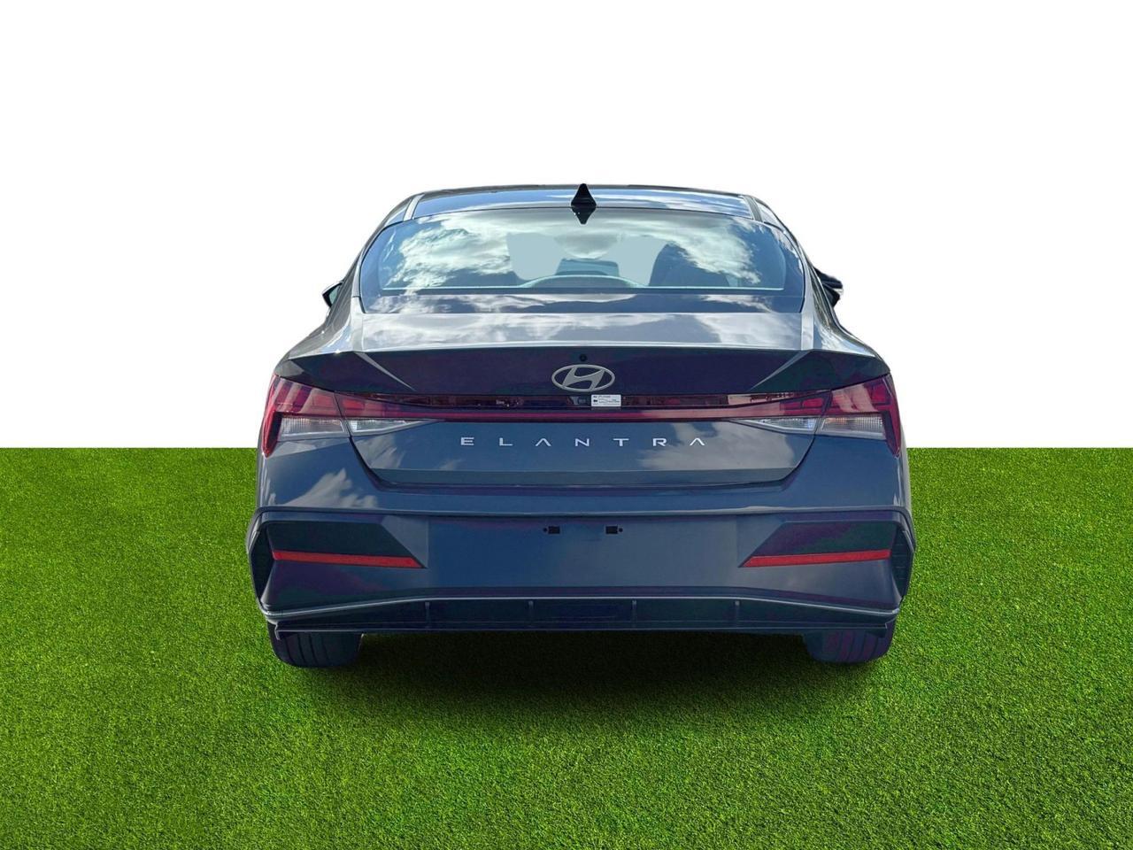 2025 Hyundai Elantra SEL Convenience Miami FL