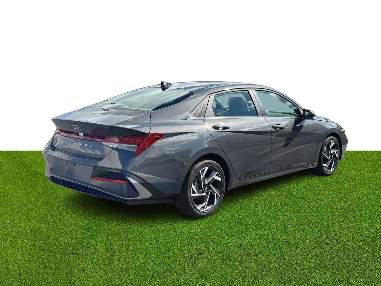 2025 Hyundai Elantra SEL Convenience Miami FL