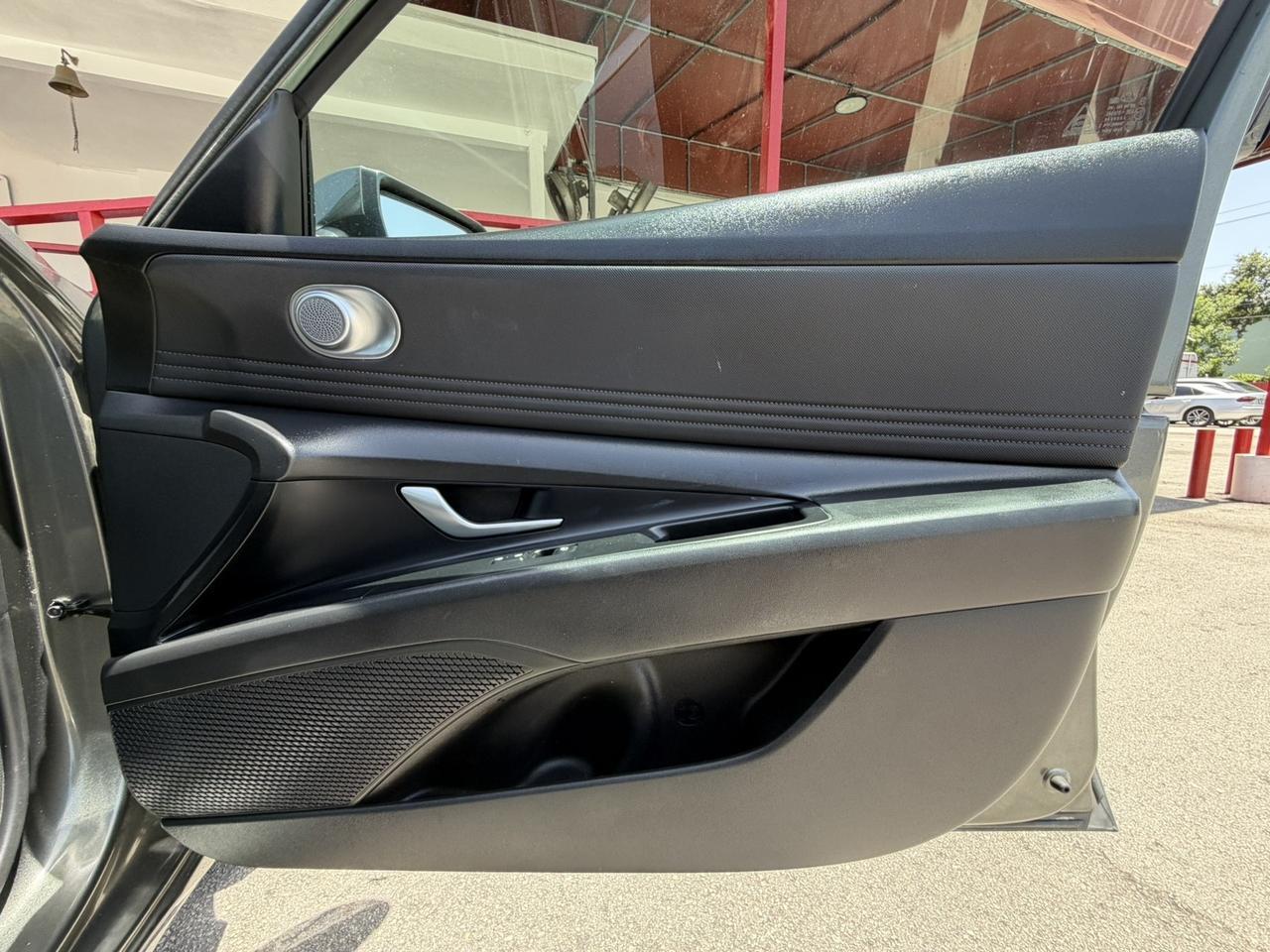 2025 Hyundai Elantra SEL Convenience Miami FL