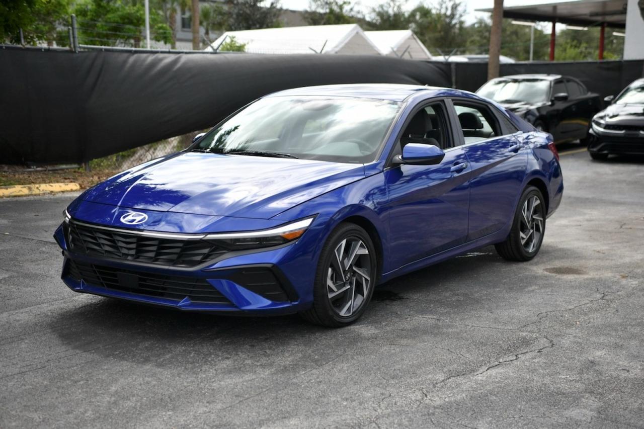 2025 Hyundai Elantra SEL Convenience Lake Worth FL