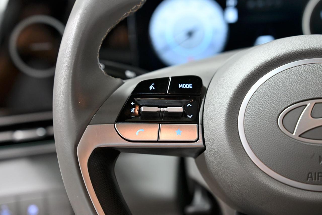 2025 Hyundai Elantra SEL Convenience Miami FL