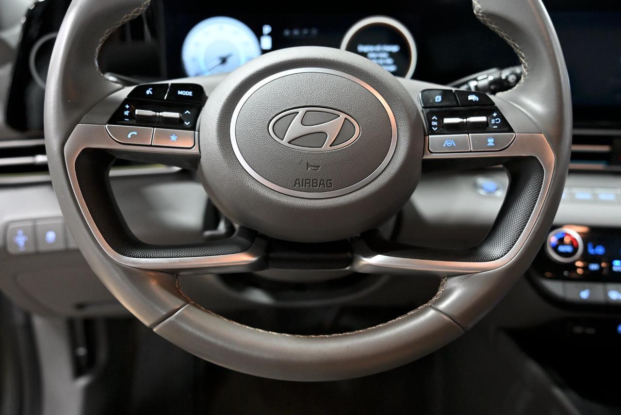 2025 Hyundai Elantra SEL Convenience Miami FL