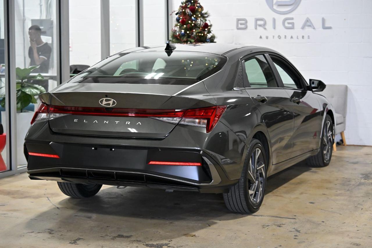 2025 Hyundai Elantra SEL Convenience Miami FL