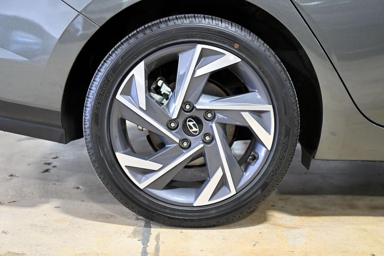 2025 Hyundai Elantra SEL Convenience Miami FL