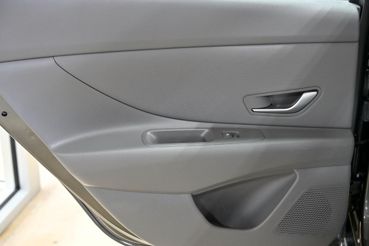 2025 Hyundai Elantra SEL Convenience Miami FL