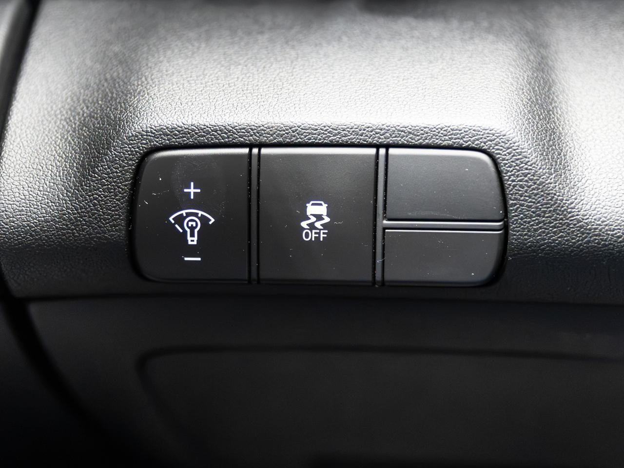 2025 Hyundai Elantra SEL Convenience NAV Cranberry PA