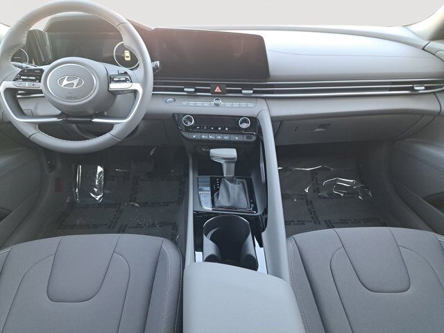2025 Hyundai Elantra SEL Convenience San Clemente CA