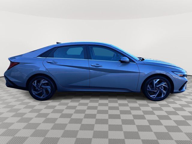 2025 Hyundai Elantra SEL Convenience San Clemente CA