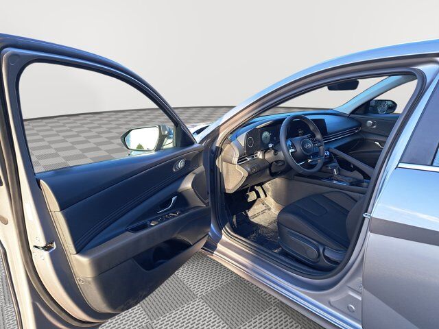 2025 Hyundai Elantra SEL Convenience San Clemente CA
