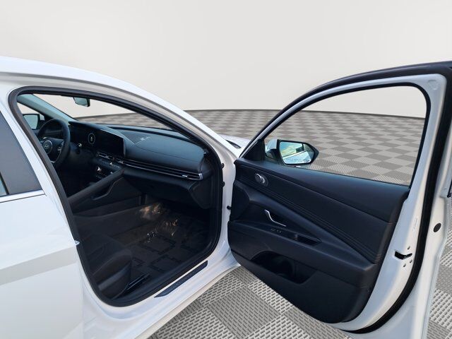 2025 Hyundai Elantra SEL Convenience San Clemente CA