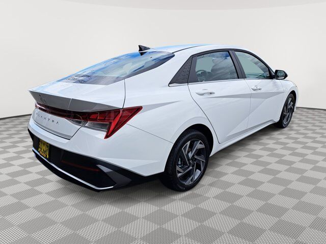2025 Hyundai Elantra SEL Convenience San Clemente CA