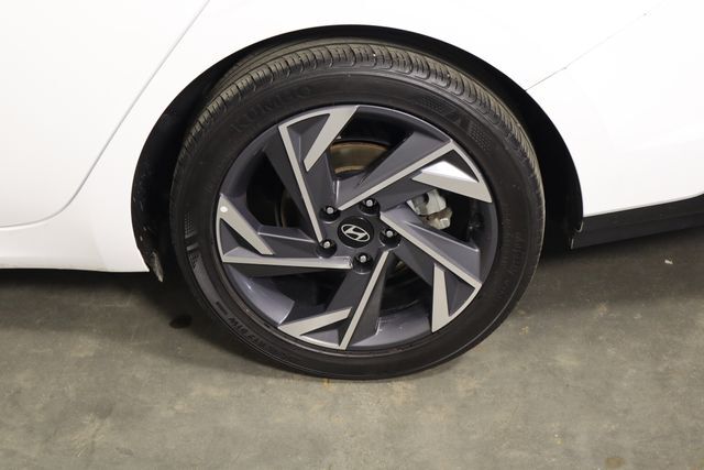 2025 Hyundai Elantra SEL Convenience Raleigh NC