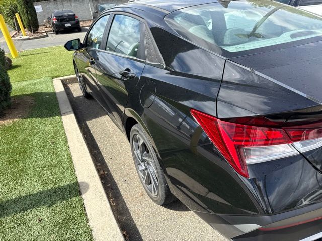 2025 Hyundai Elantra SEL Convenience Roseville CA