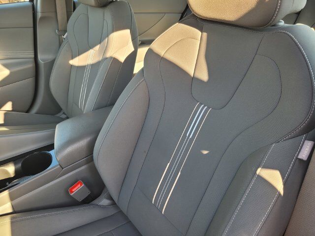 2025 Hyundai Elantra SEL Convenience Roseville CA