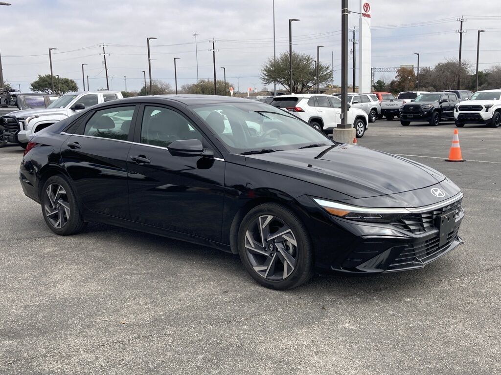 2025 Hyundai Elantra SEL Convenience San Antonio TX