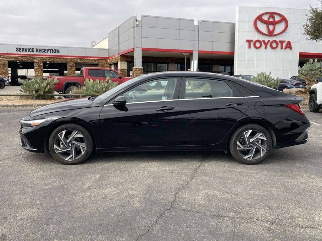 2025 Hyundai Elantra SEL Convenience San Antonio TX