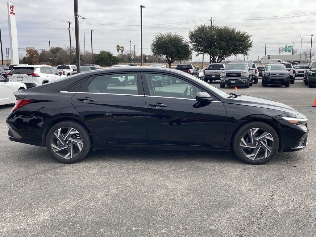 2025 Hyundai Elantra SEL Convenience San Antonio TX