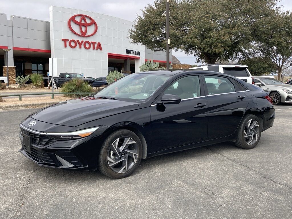 2025 Hyundai Elantra