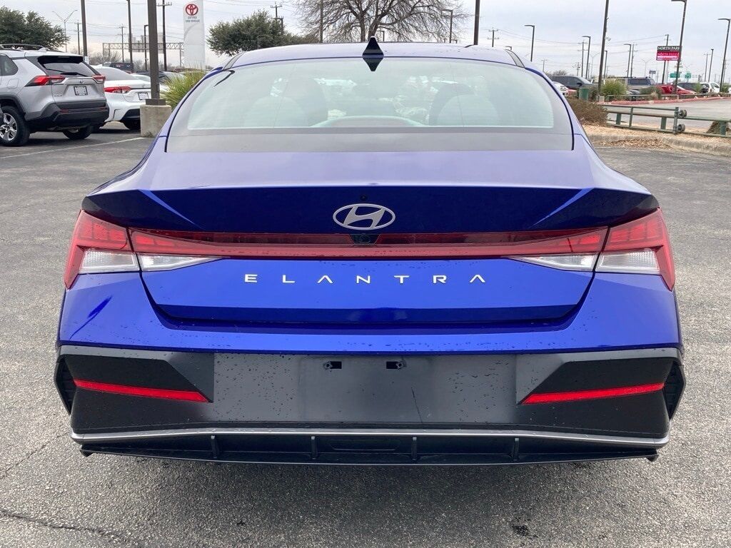 2025 Hyundai Elantra SEL Convenience San Antonio TX