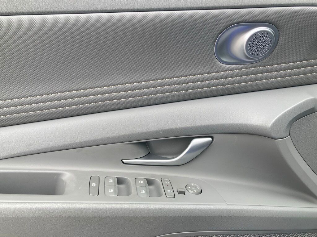 2025 Hyundai Elantra SEL Convenience San Antonio TX