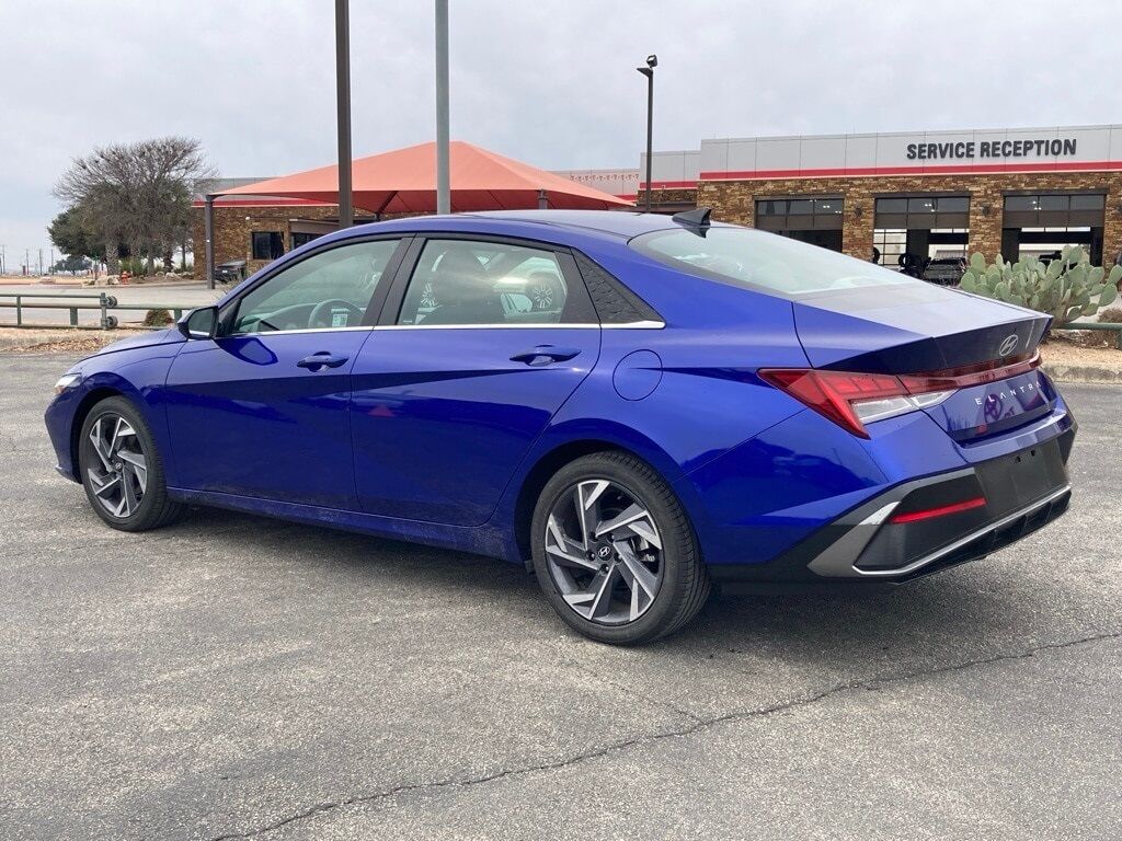 2025 Hyundai Elantra SEL Convenience San Antonio TX