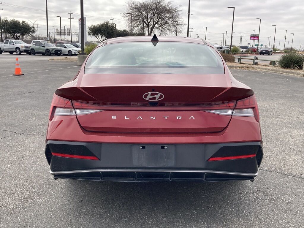 2025 Hyundai Elantra SEL Convenience San Antonio TX