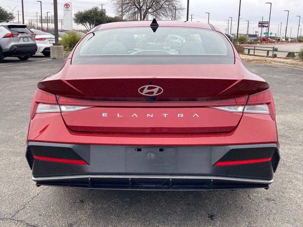 2025 Hyundai Elantra SEL Convenience San Antonio TX
