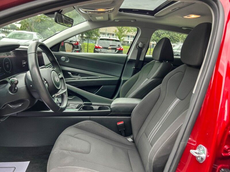 2025 Hyundai Elantra SEL Convenience Wilmington NC