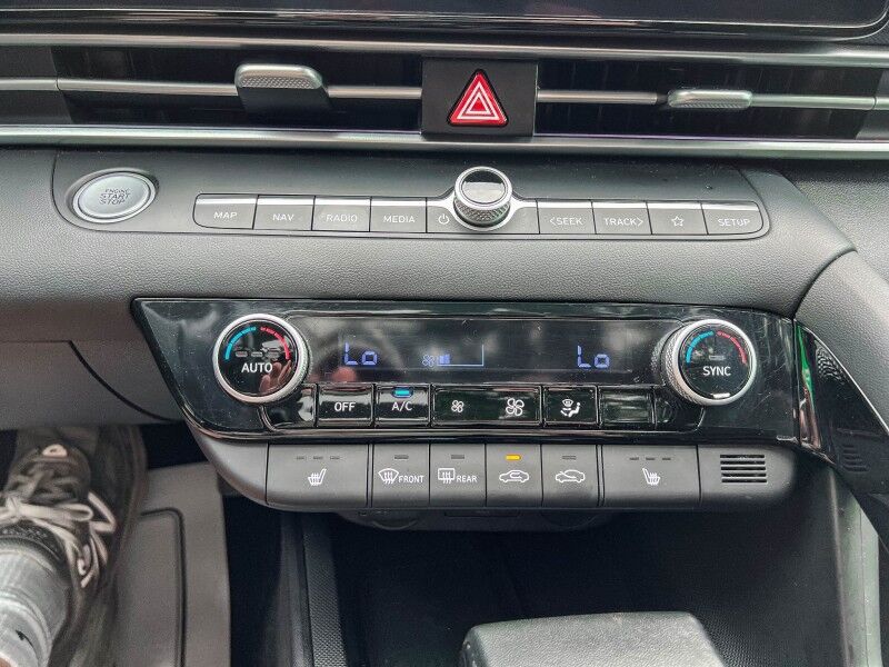2025 Hyundai Elantra SEL Convenience Wilmington NC
