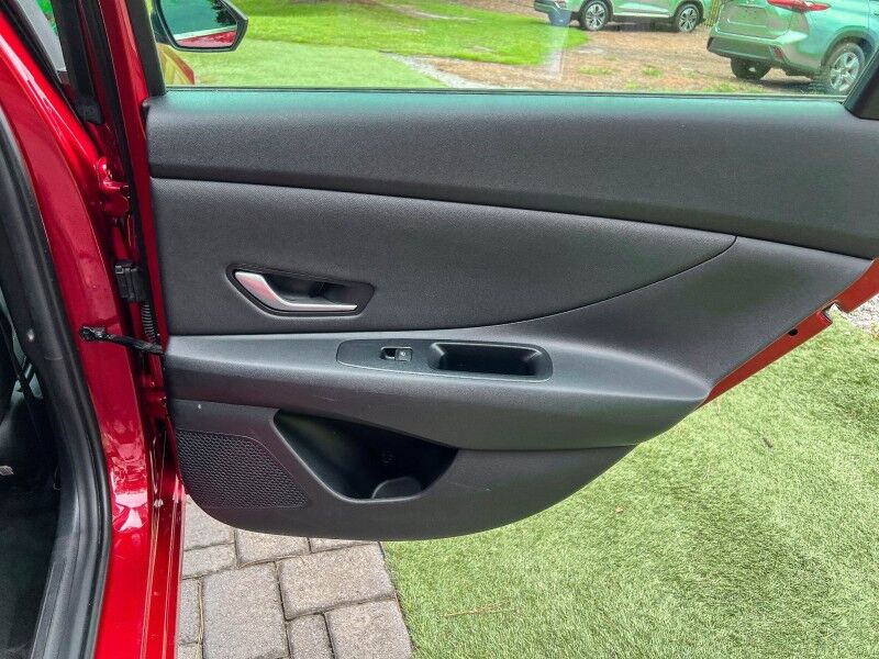 2025 Hyundai Elantra SEL Convenience Wilmington NC