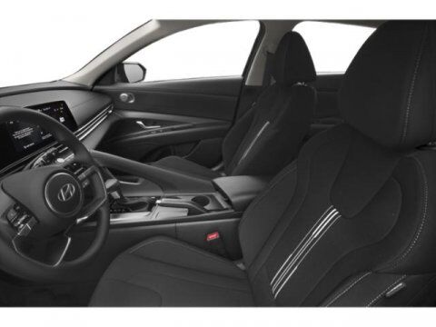 2025 Hyundai Elantra SEL Convenience Winder GA