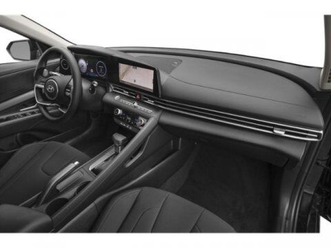 2025 Hyundai Elantra SEL Convenience Winder GA