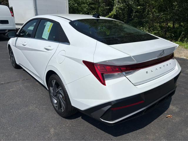 2025 Hyundai Elantra SEL Convenience Fitchburg MA