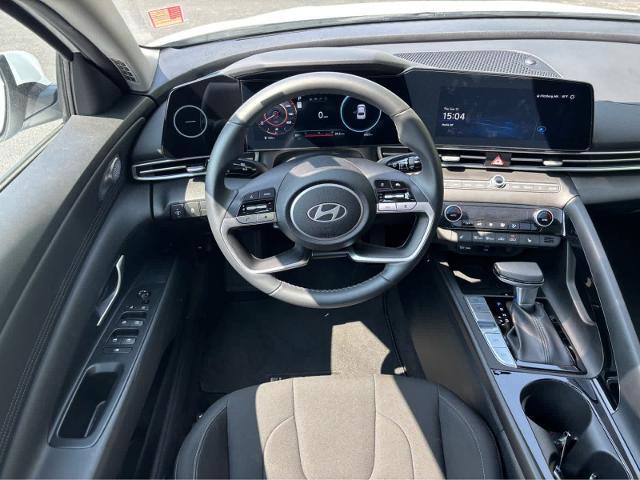 2025 Hyundai Elantra SEL Convenience Fitchburg MA