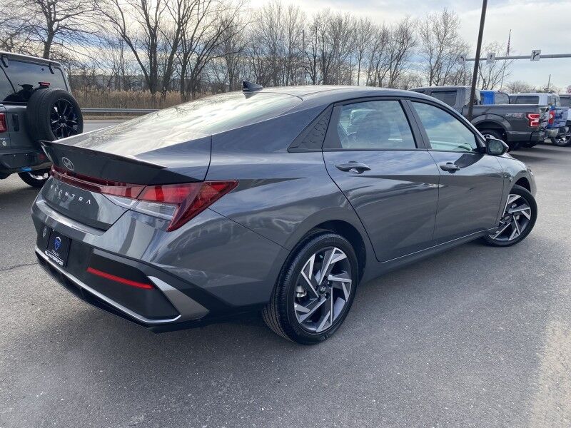 2025 Hyundai Elantra SEL Sport Springfield PA