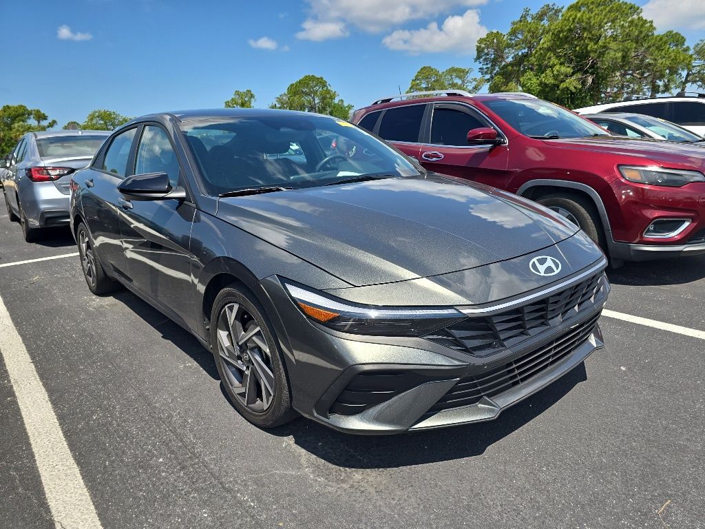 2025 Hyundai Elantra