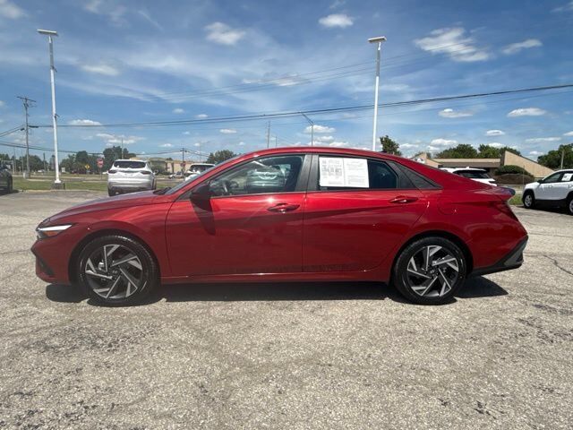 2025 Hyundai Elantra SEL Sport