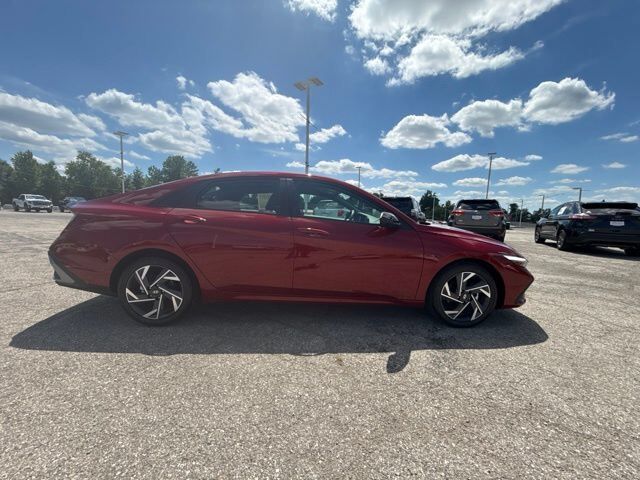 2025 Hyundai Elantra SEL Sport Carbondale IL