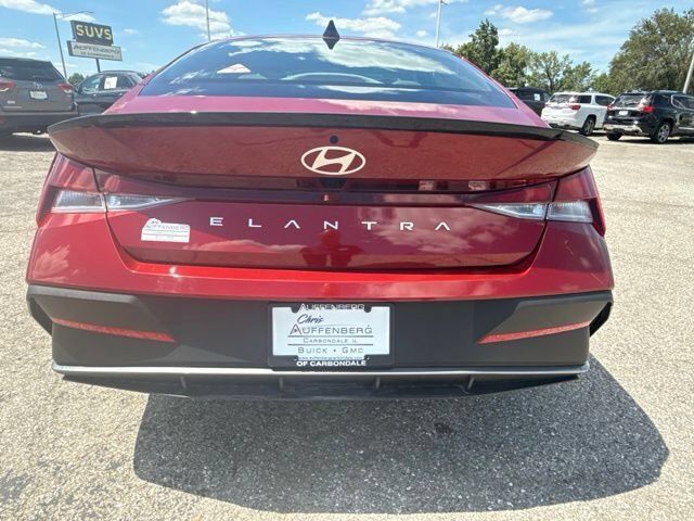2025 Hyundai Elantra SEL Sport Carbondale IL