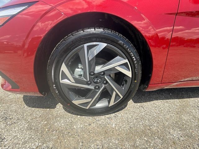 2025 Hyundai Elantra SEL Sport Carbondale IL
