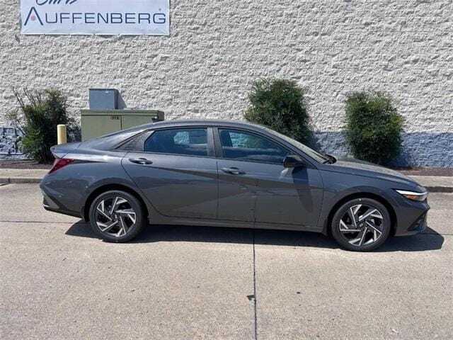 2025 Hyundai Elantra SEL Sport Cape Girardeau MO