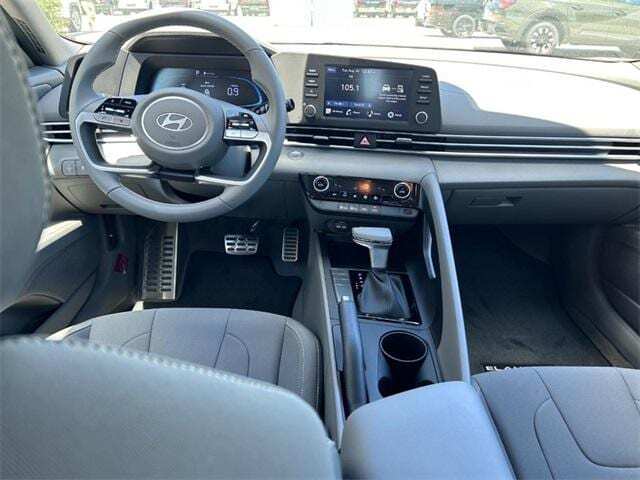 2025 Hyundai Elantra SEL Sport Cape Girardeau MO